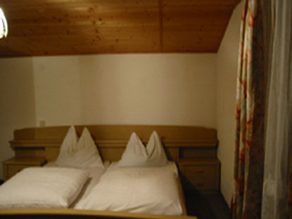 zimmer_6.jpg (17975 Byte)